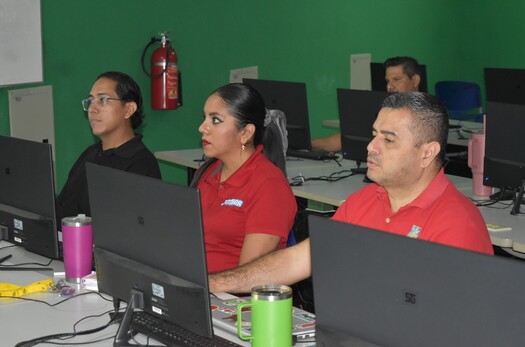 ​Taller sobre uso de Autocrat impulsa la automatización de documentos