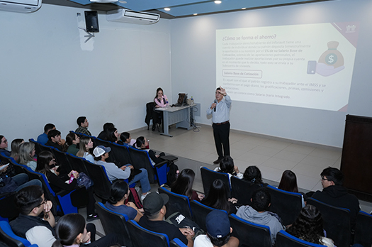 Llevan a cabo con éxito la Jornada Universitaria del INFONAVIT