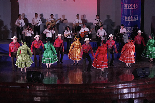 Una velada llena de arte, música y tradición