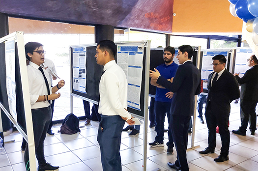 Estudiantes presentan proyectos en Foro de Práctica Profesional